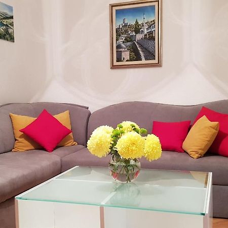 Galeria Nura Apartment โมสตาร์ ภายนอก รูปภาพ